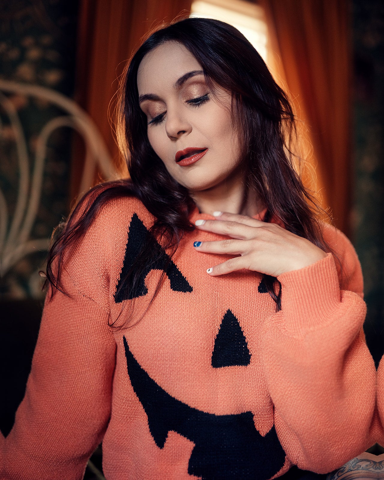 Pumpkin Sweater, Fall Fashion, Autumn Knitwear, Halloween Sweater, Cozy Fall Sweater, Seasonal Apparel, Pumpkin Design, Trendy Sweater, Comfortable Knitwear