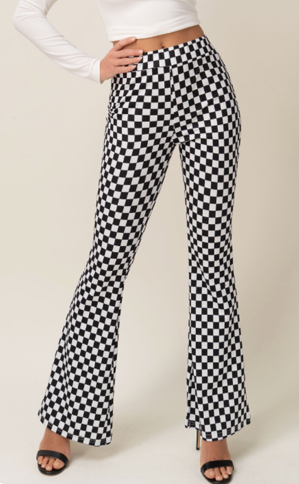 Are you ready to be checked out? These checkered flare pants will add a fun twist to your look.  95% Polyester 5% Elastane